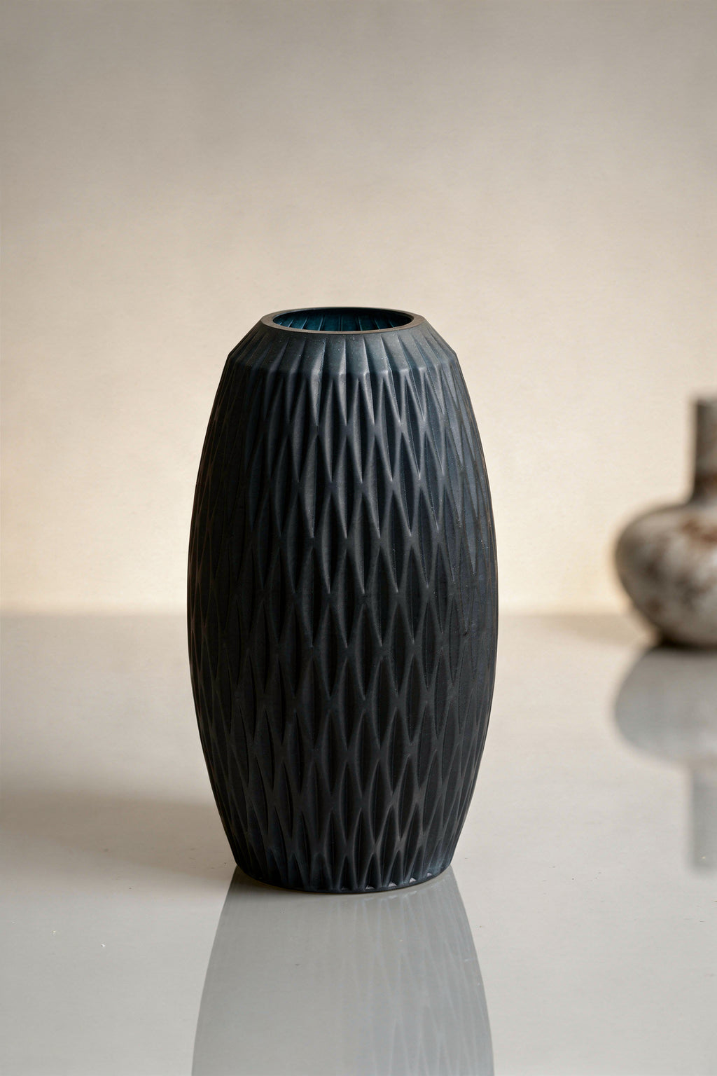 Matte Black Textured Glass Vase – 25 cm