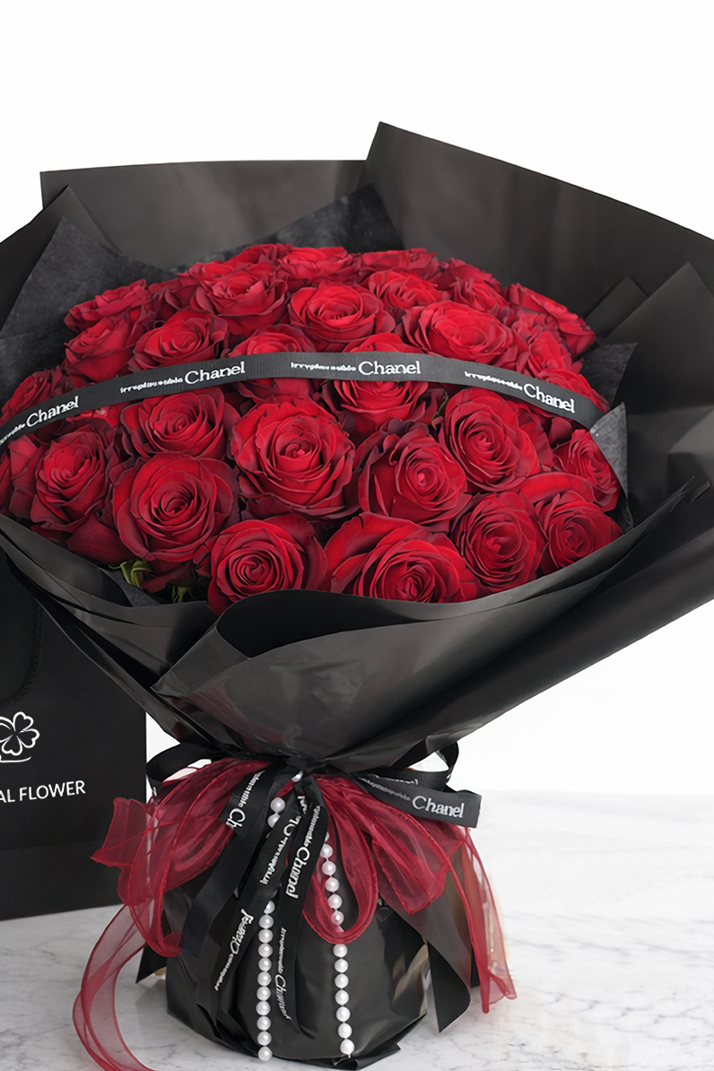 Luxury Red Rose Bouquet