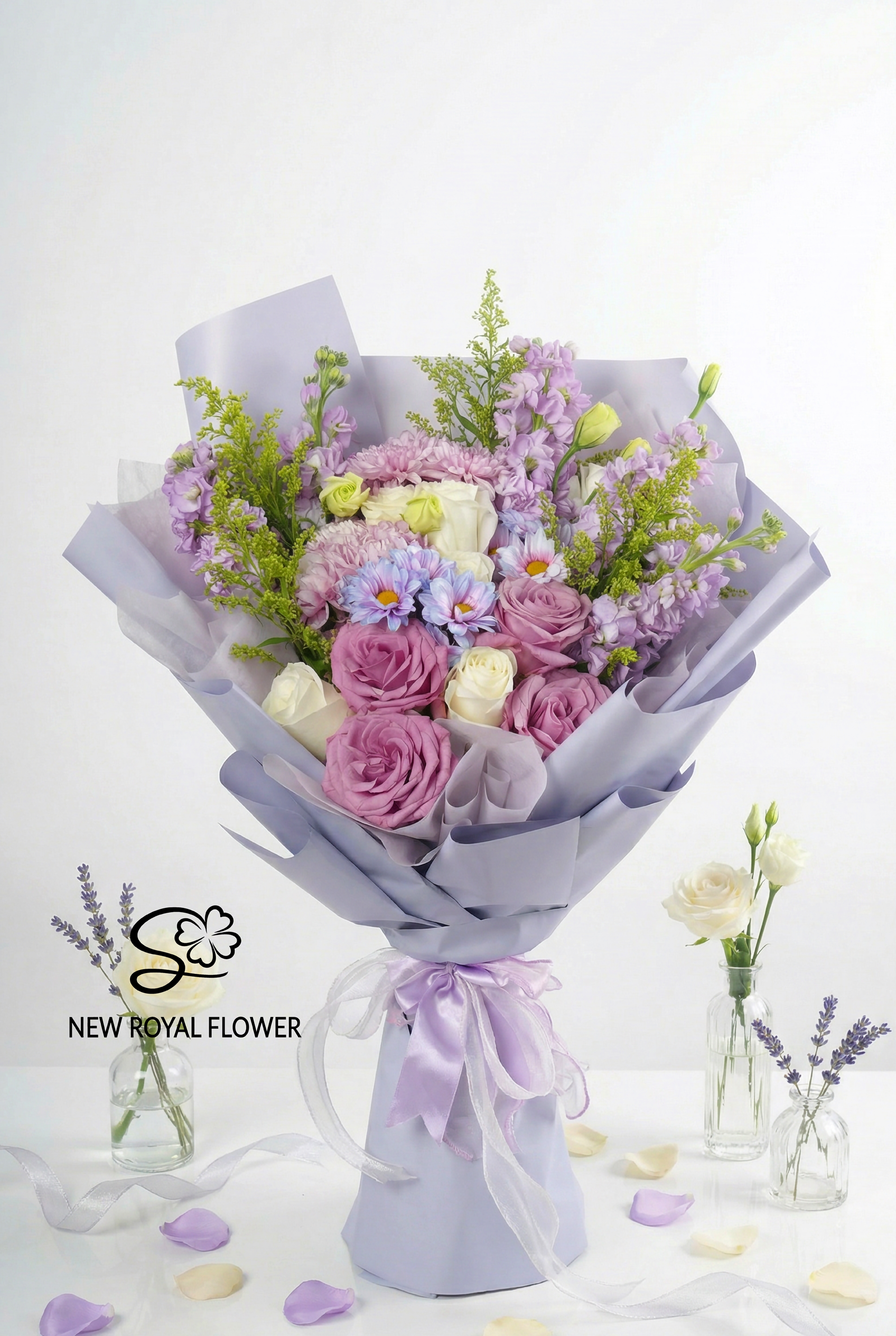 Lavender Garden Rose Bouquet