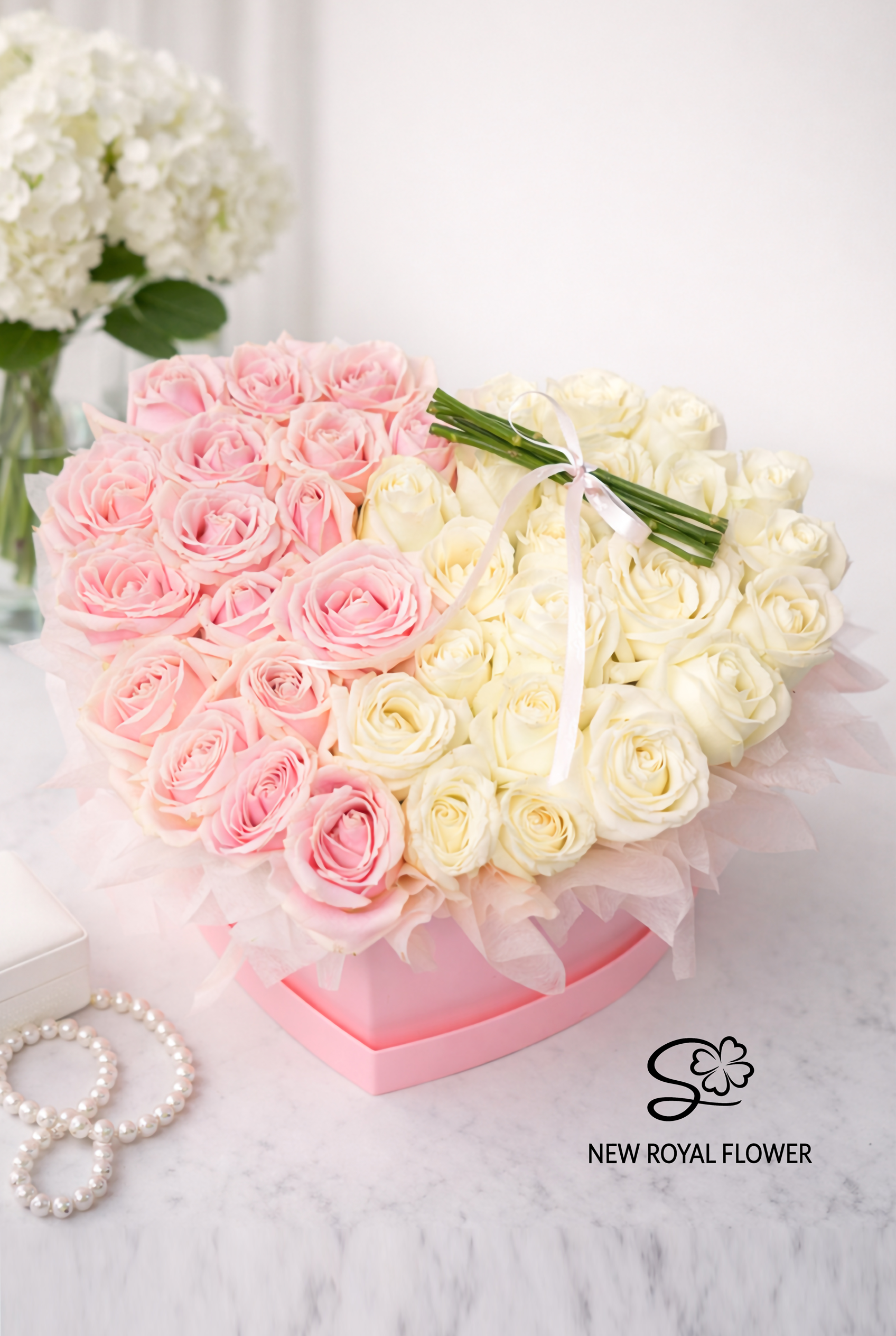 Sweetheart Blush & Ivory Heart Rose Box