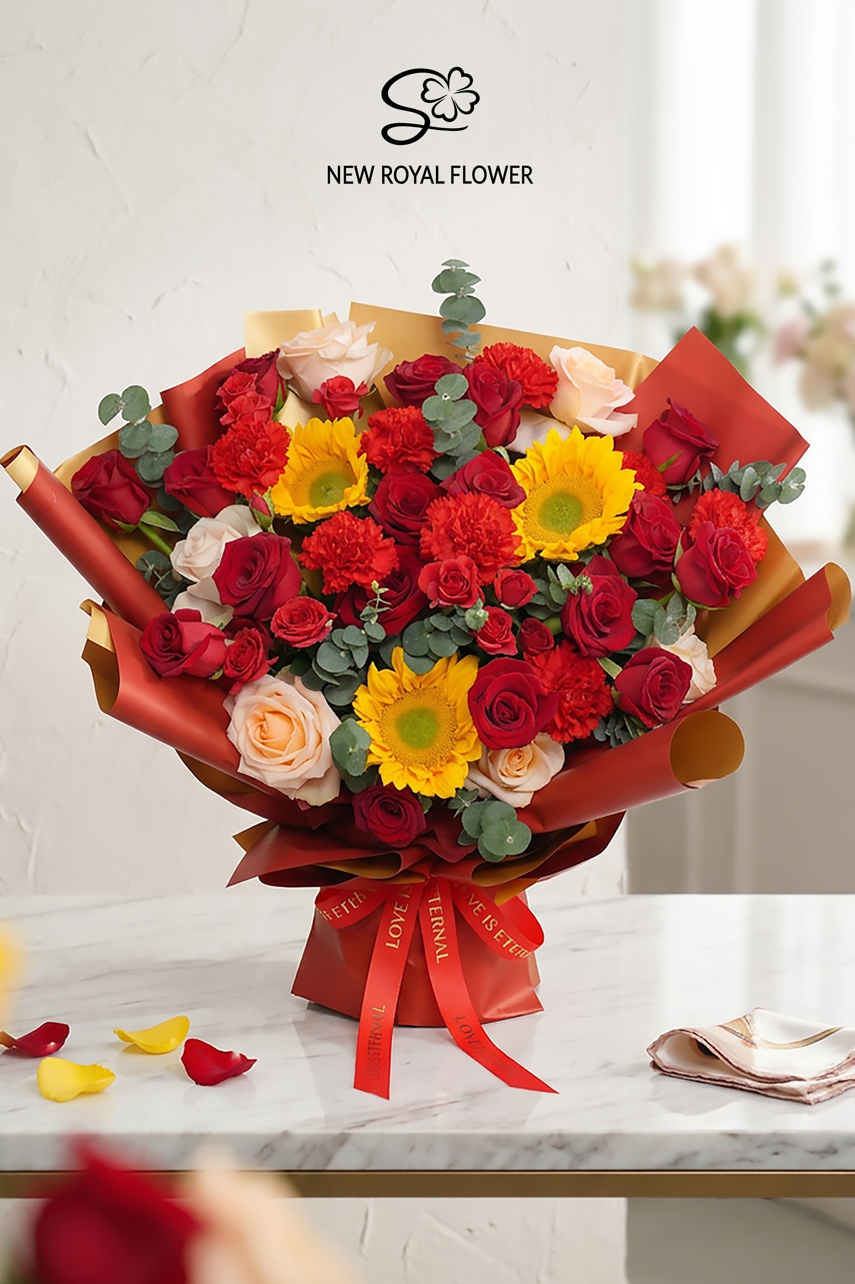 Royal Sunny Love Bouquet