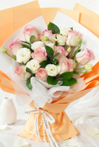 Peach Harmony Rose Bouquet