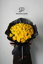 Golden Radiance Rose Bouquet